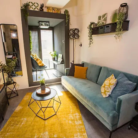 Apartment Urbanjungle - Your Trendy Loft In Budapest