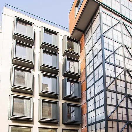 דירה Urbanjungle - Your Trendy Loft In