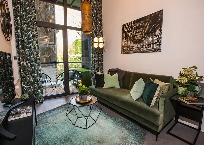 דירה Urbanjungle - Your Trendy Loft In