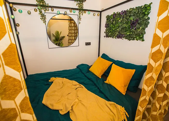 Urbanjungle - Your Trendy Loft In דירה *