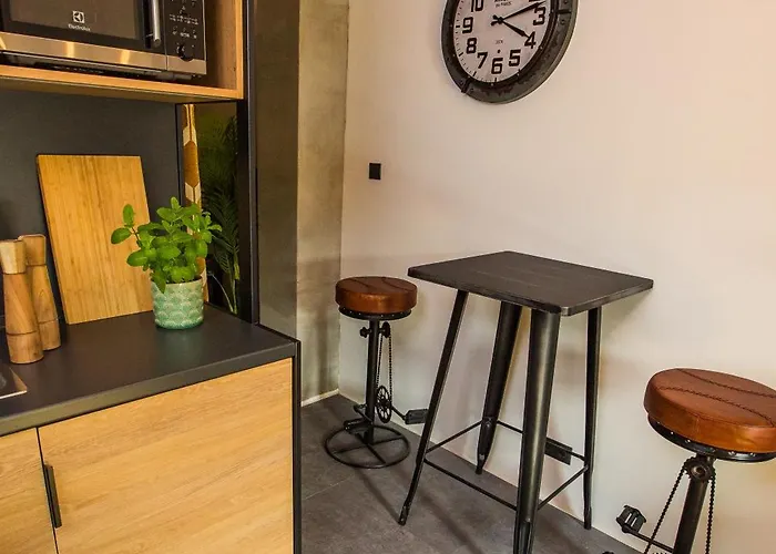 Urbanjungle - Your Trendy Loft In * בודפשט